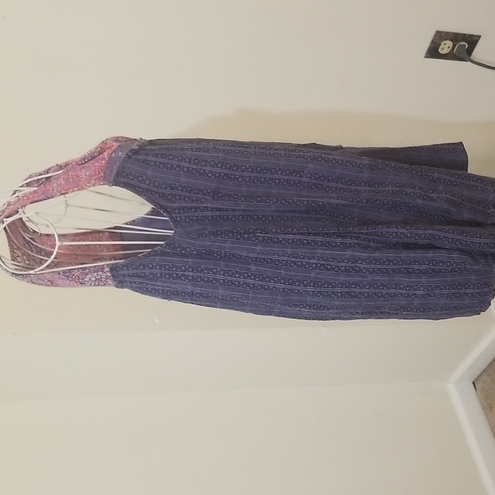 O'NEILL flowy dress. Size small - Picture 5 of 11